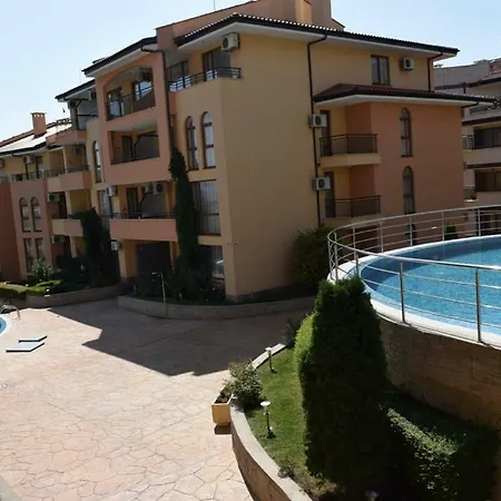 Privat Studio Paradise Dreams شقة